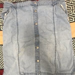 Denim skirt